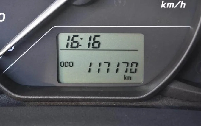 Toyota Yaris cena 39900 przebieg: 117000, rok produkcji 2019 z Poniec małe 326